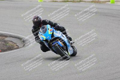 media/Mar-05-2023-TrackXperience (Sun) [[a95d40e56a]]/Group 3/session 2 turn 4/